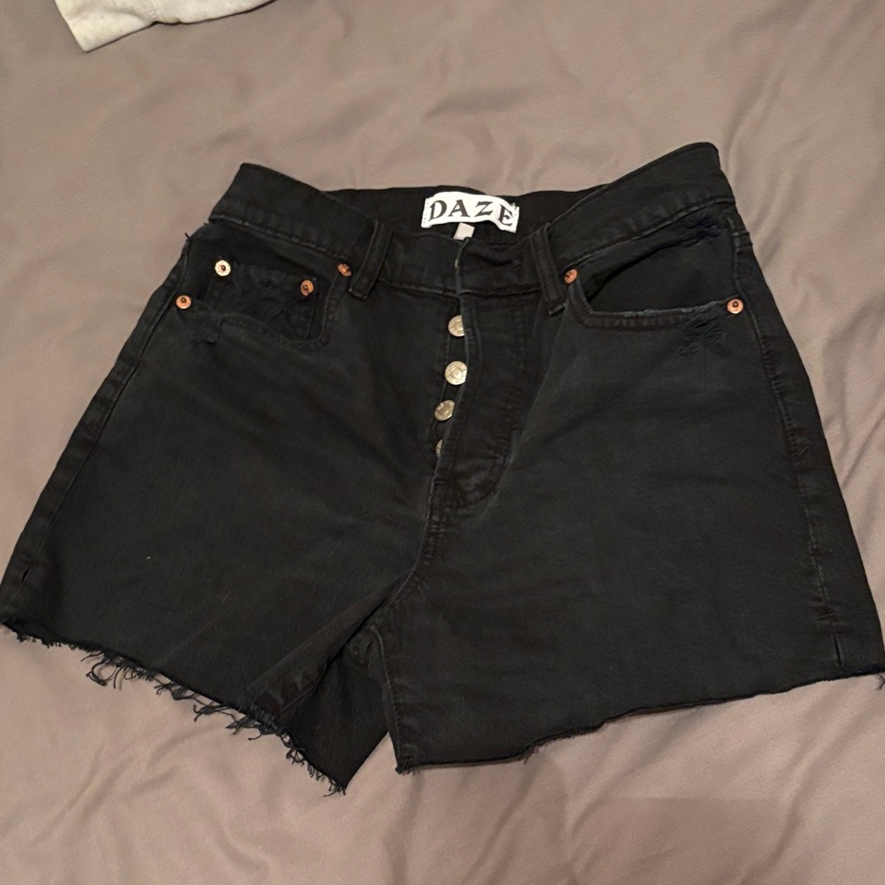 Daze Women's Black Jean Shorts